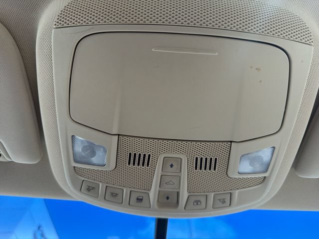 Used 2014 Lincoln MKZ w/ Equipment Group 102A Reserve FWD image 25
