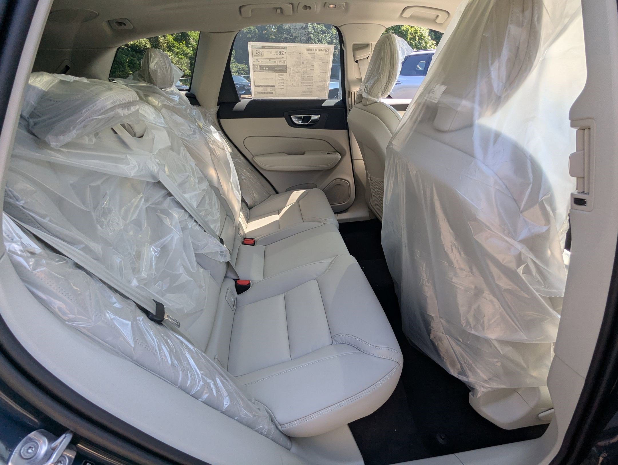 New 2026 Volvo XC60 B5 Ultra w/ Protection Package Premier image 21