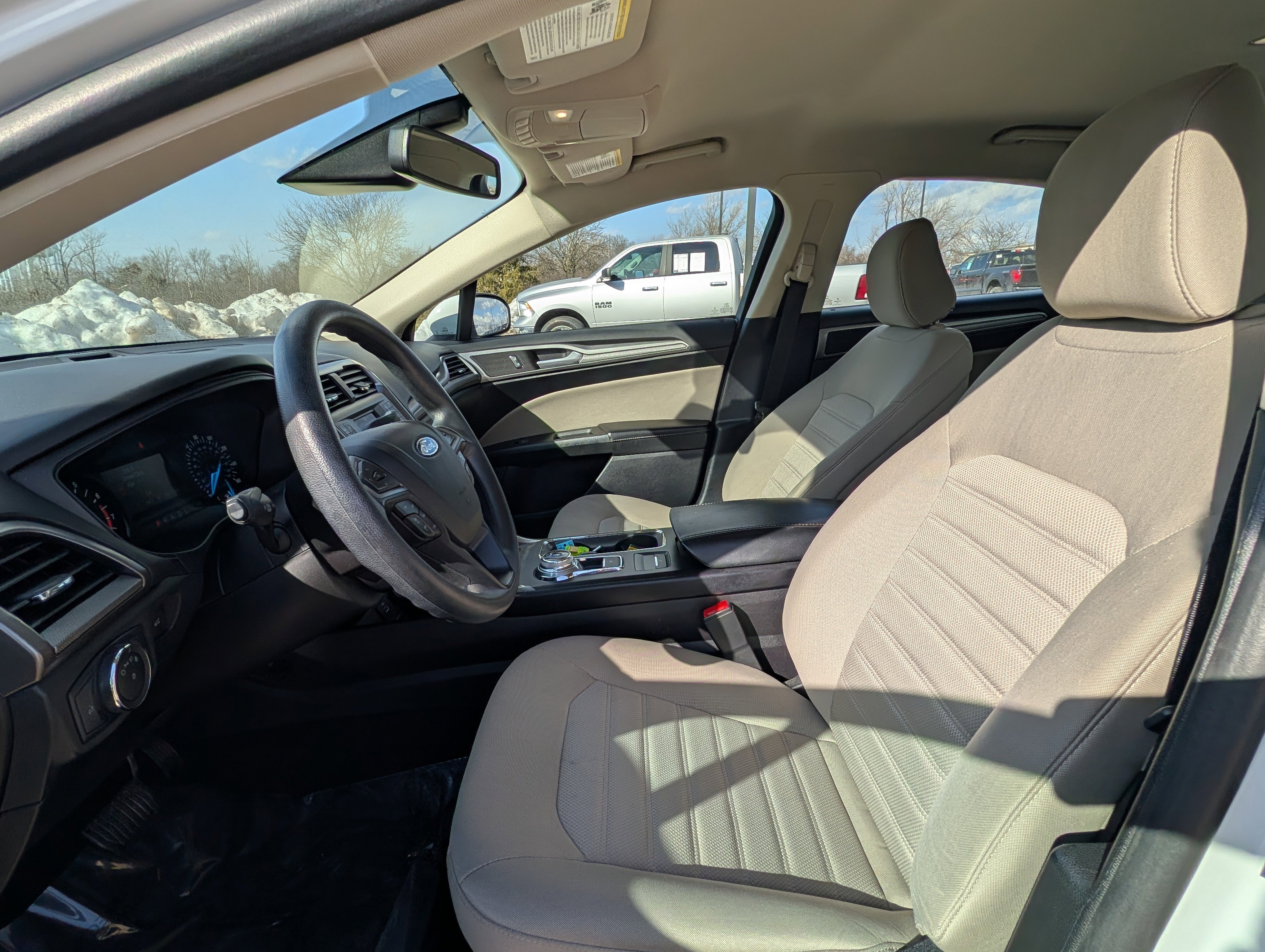 Used 2020 Ford Fusion S image 10