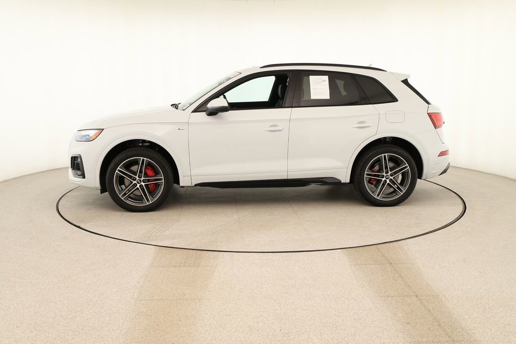 Certified 2025 Audi Q5 e Premium Plus w/ Premium Plus Package image 2