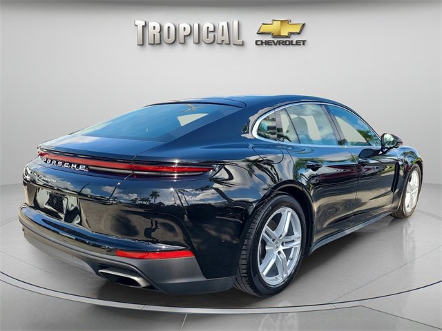 Used 2025 Porsche Panamera 4 w/ Premium Package image 6