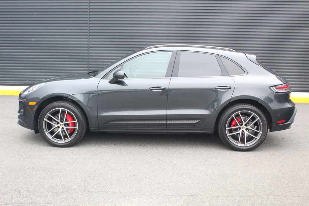 Certified 2022 Porsche Macan S w/ Premium Package Plus AWD/4WD image 2