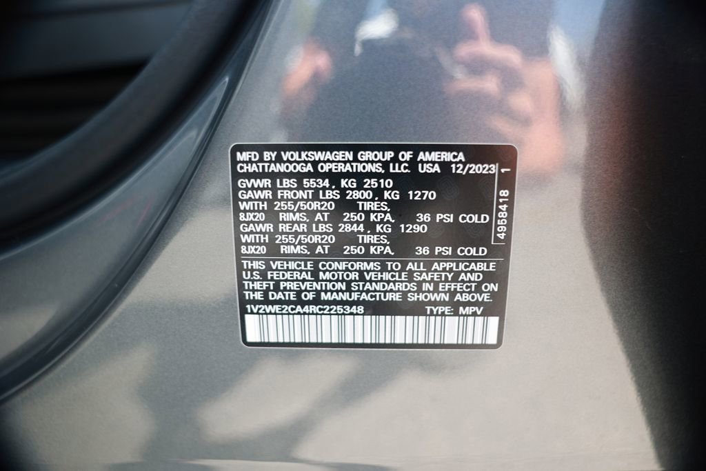 Used 2024 Volkswagen Atlas Cross Sport SE FWD image 39