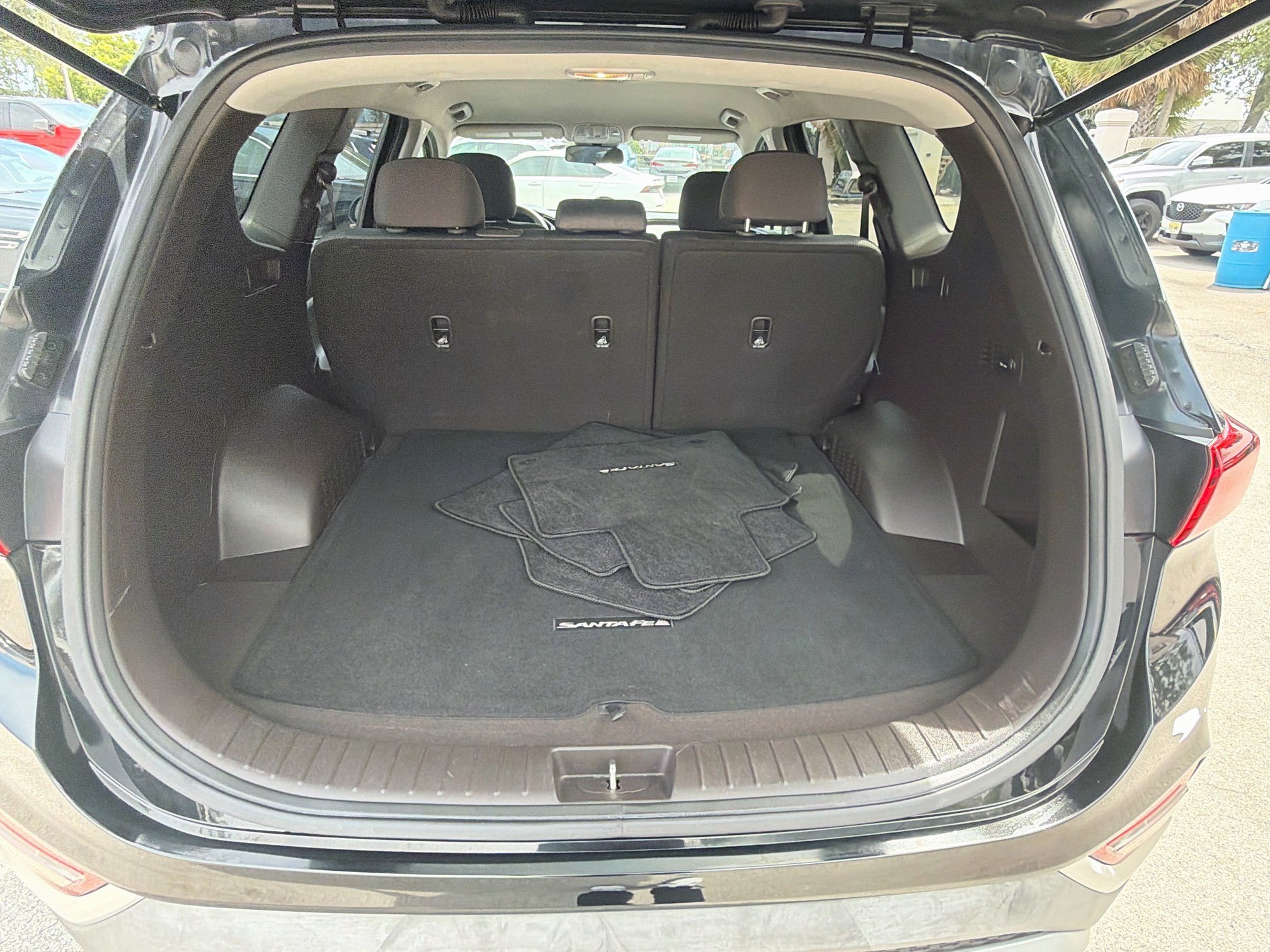 Used 2020 Hyundai Santa Fe SE FWD image 24