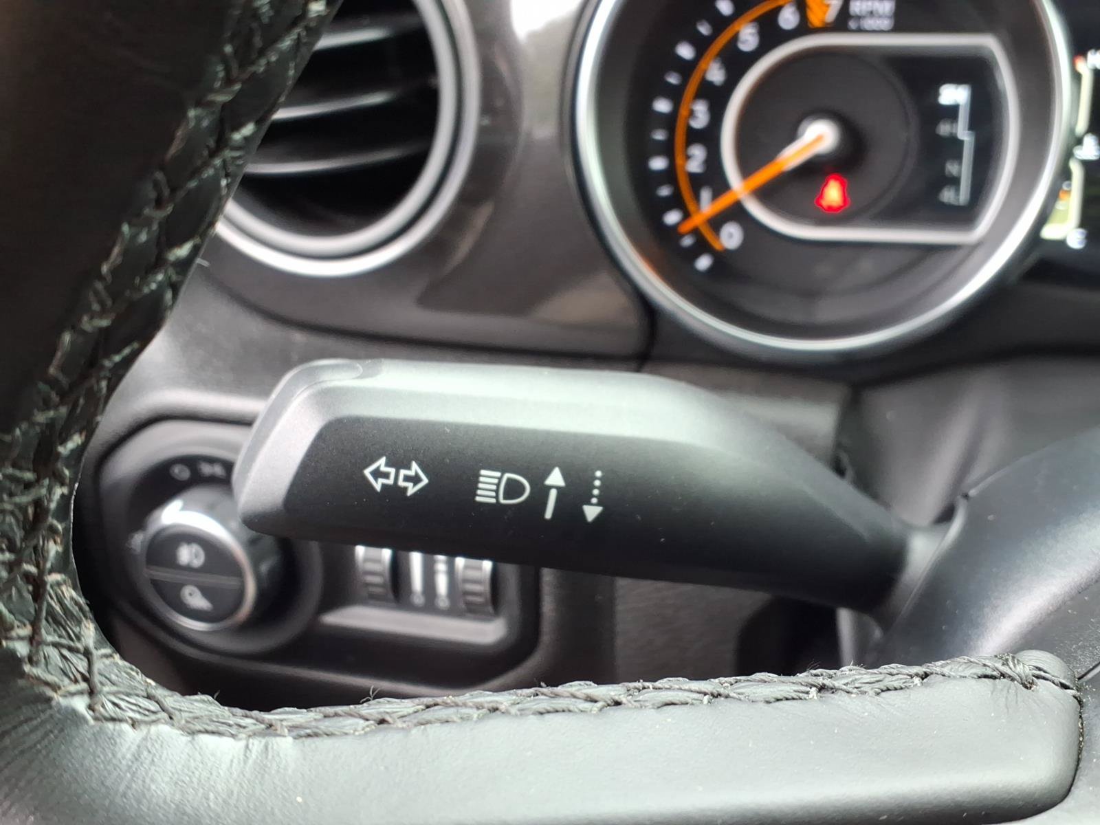 Used 2022 Jeep Gladiator Sport AWD/4WD image 29