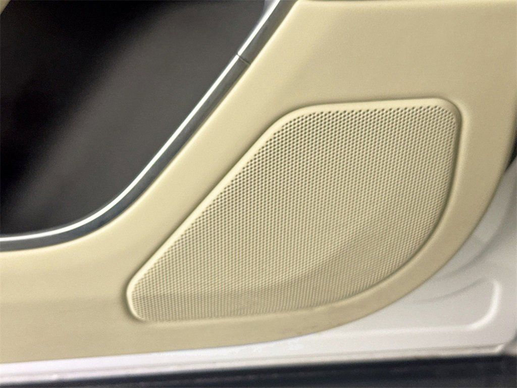 Used 2023 Land Rover Range Rover SE image 18