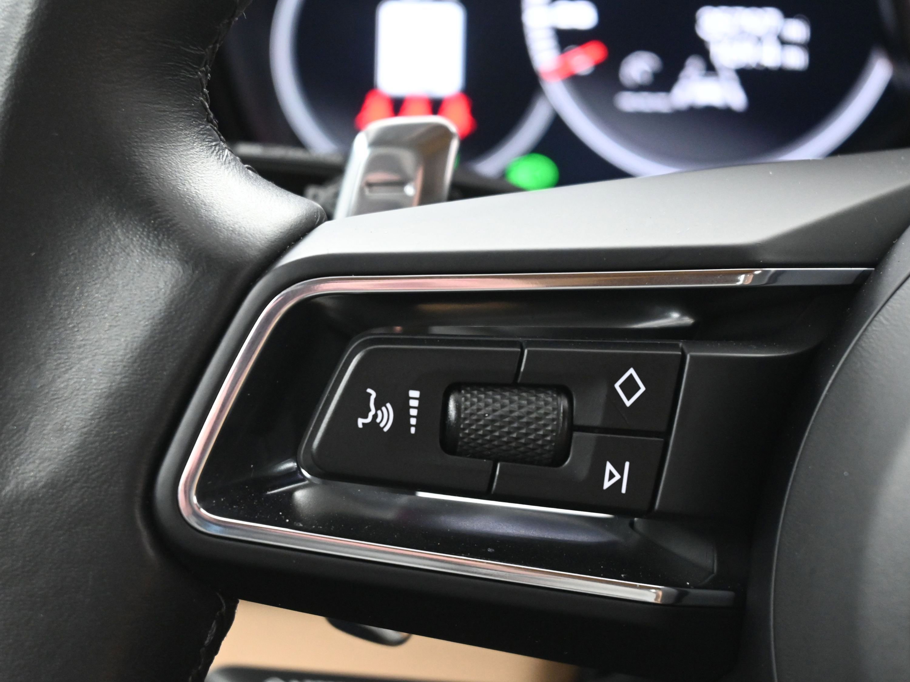 Certified 2023 Porsche Panamera Turbo S image 21