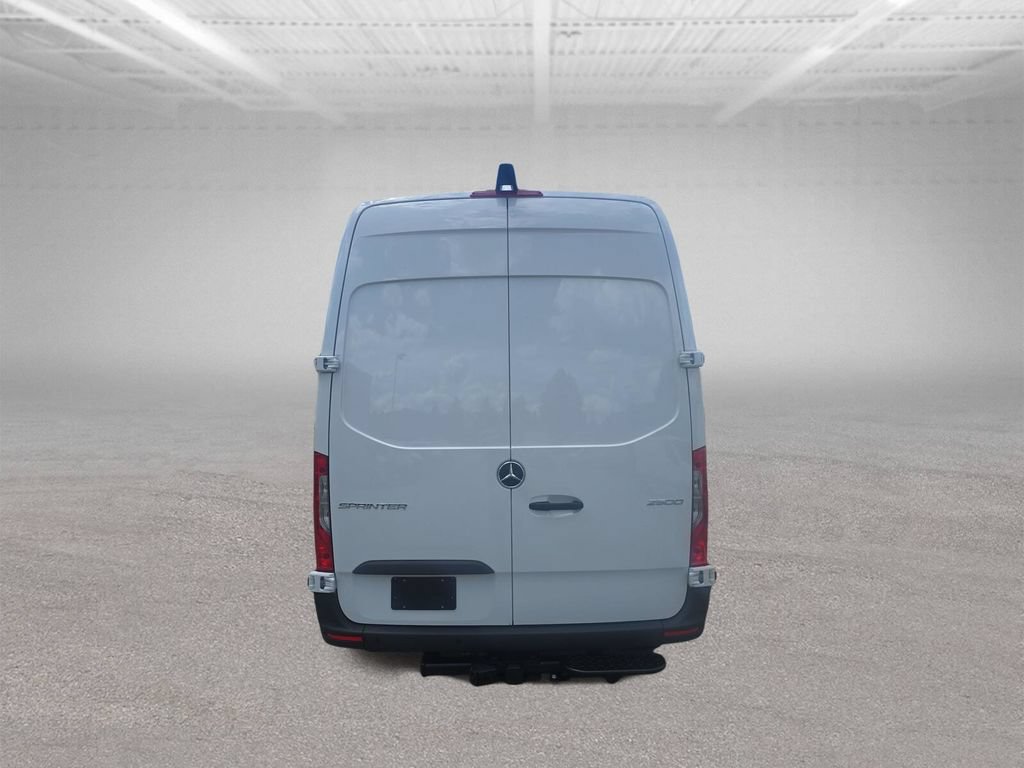 New 2026 Mercedes-Benz Sprinter 2500 image 4