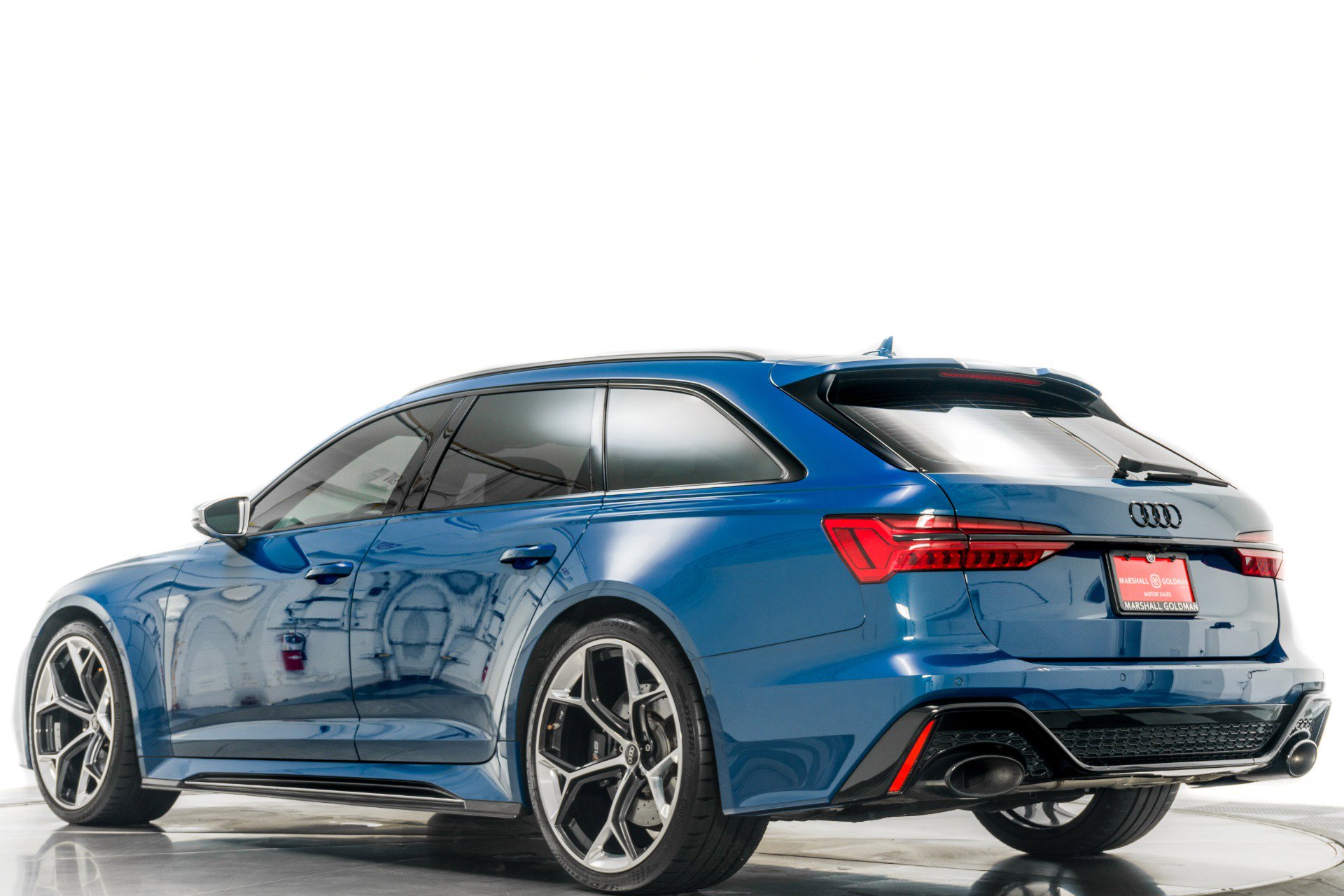 Used 2024 Audi RS 6 performance w/ Black Optic Package image 36
