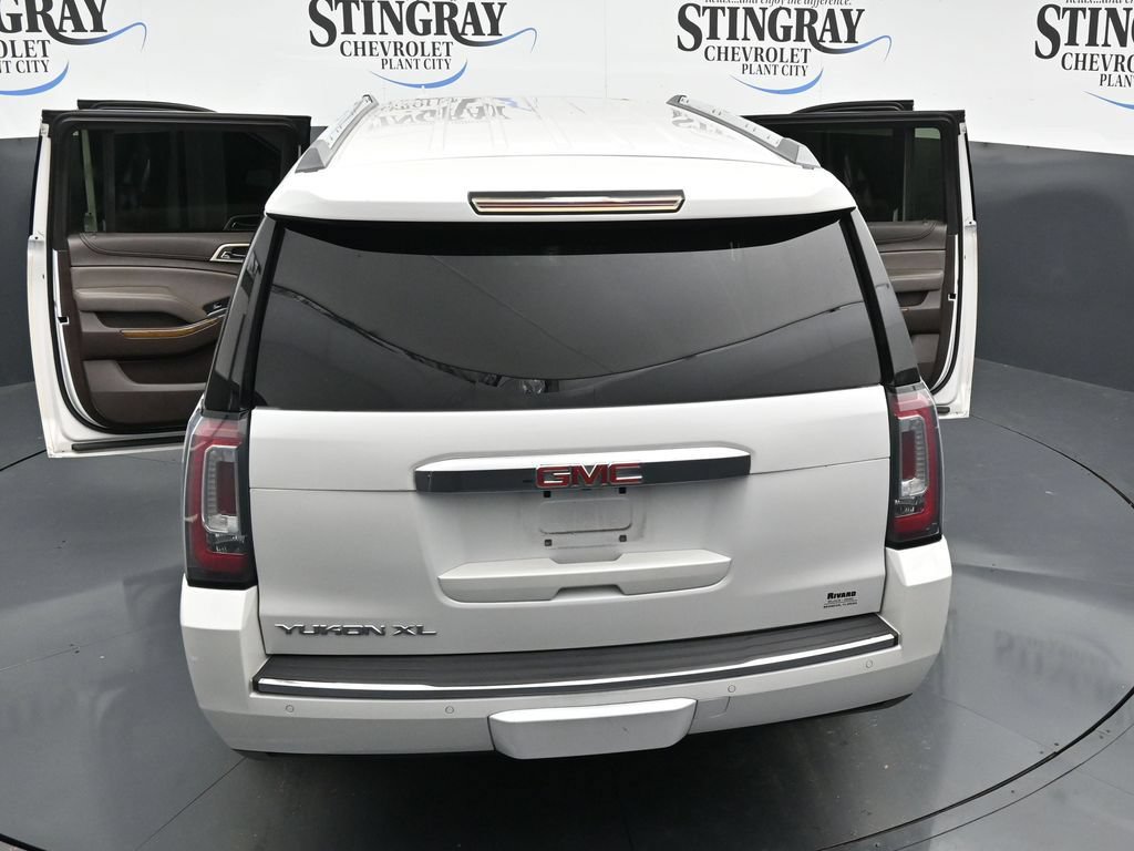 Used 2020 GMC Yukon XL Denali w/ Enhanced Security Package RWD image 35