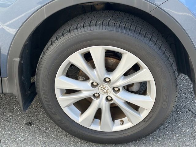 Used 2014 Toyota RAV4 Limited w/ Technology Package image 11