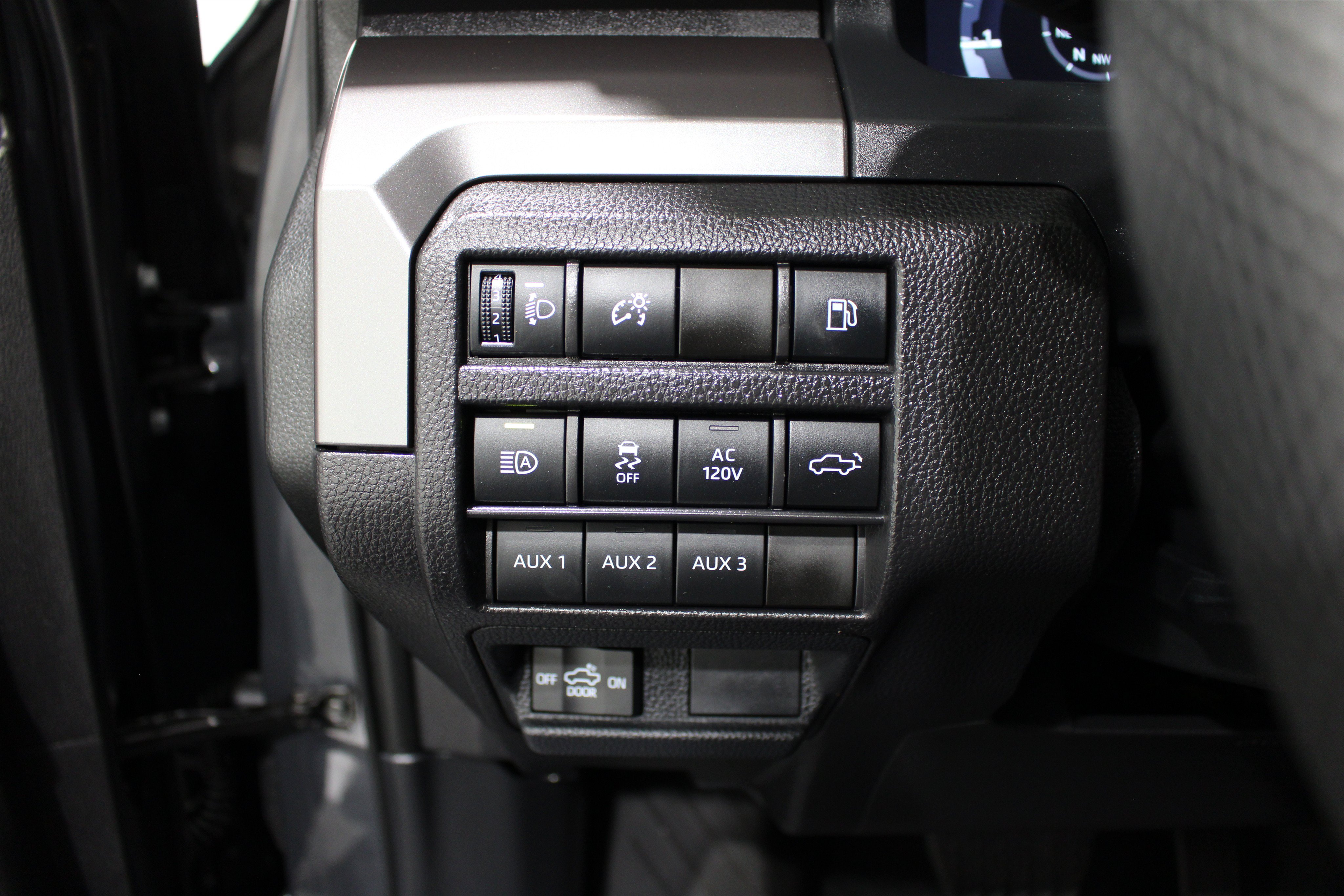 Used 2025 Toyota Tacoma TRD Off-Road w/ TRD Off Road Premium Package AWD/4WD image 8