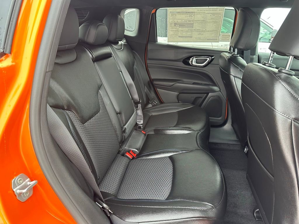 New 2026 Jeep Compass Latitude AWD/4WD image 11