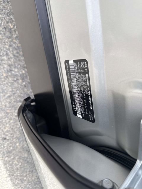 Used 2024 Mitsubishi Outlander SE Black Edition image 23