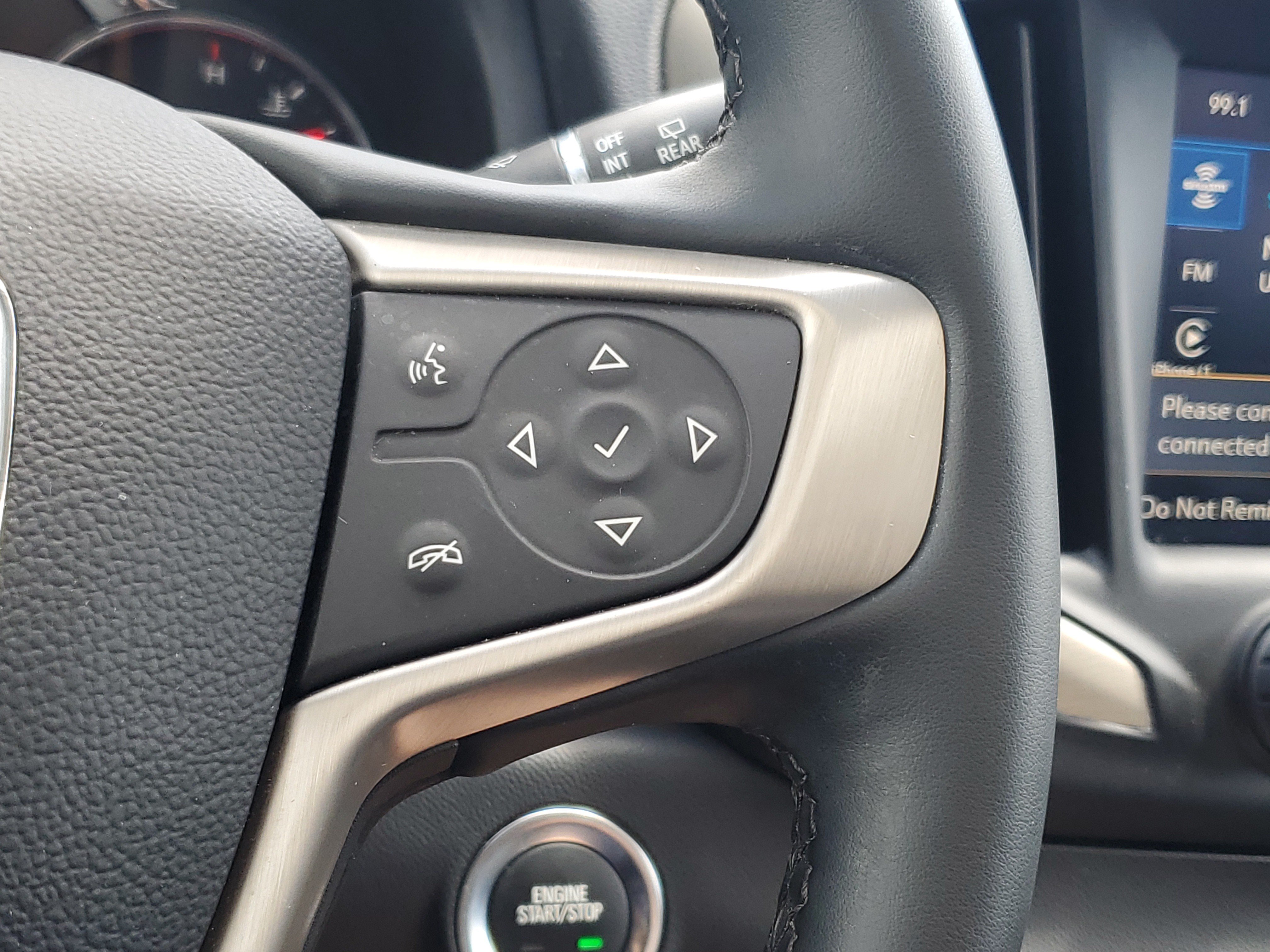 Used 2024 GMC Terrain Denali w/ Denali Premium Package AWD/4WD image 27