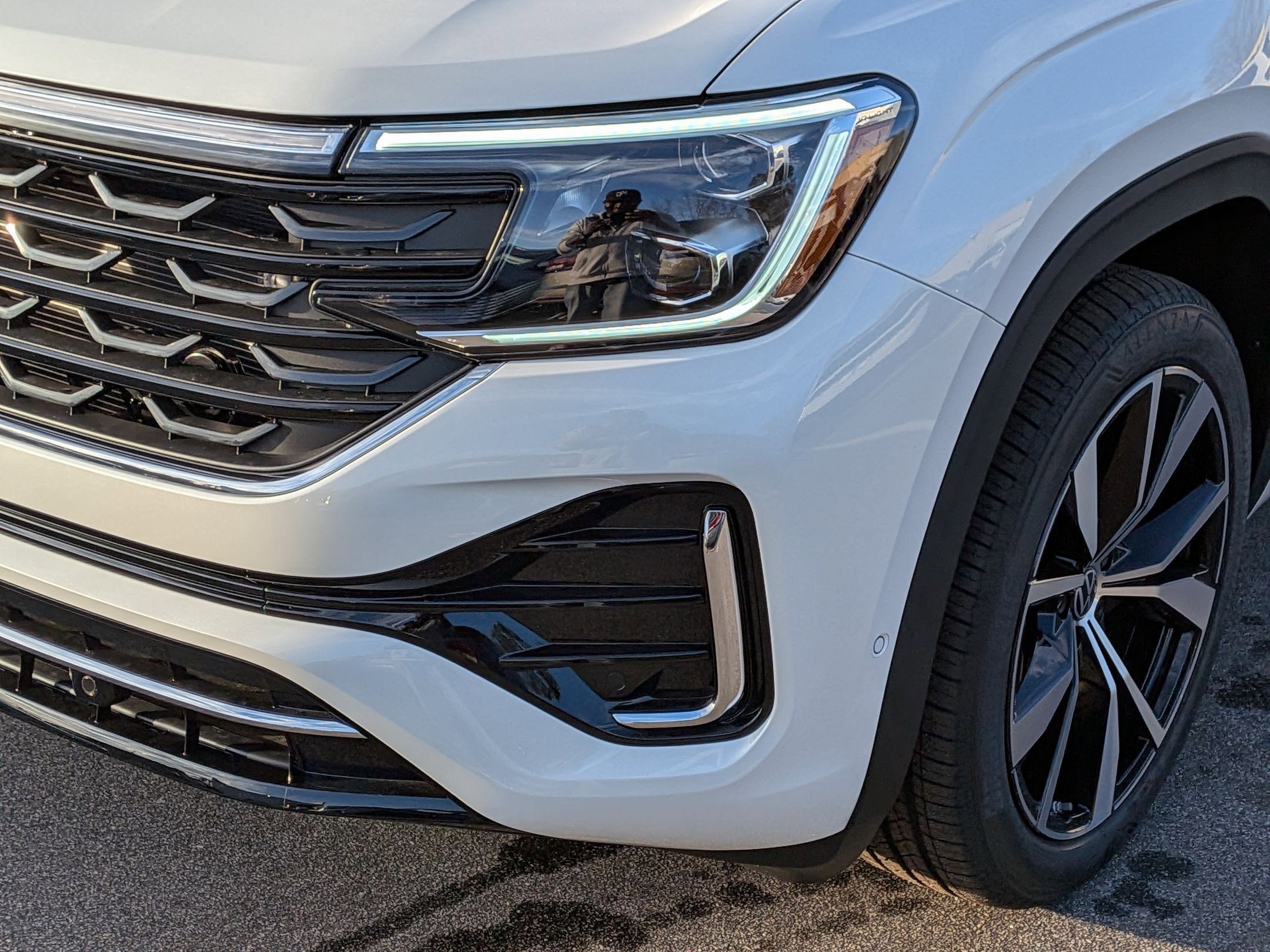 New 2026 Volkswagen Atlas SEL Premium R-Line AWD/4WD image 9