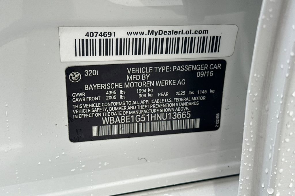 Used 2017 BMW 320i Sedan image 31