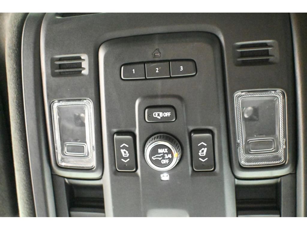 Certified 2022 Cadillac Escalade ESV Premium Luxury Platinum image 63