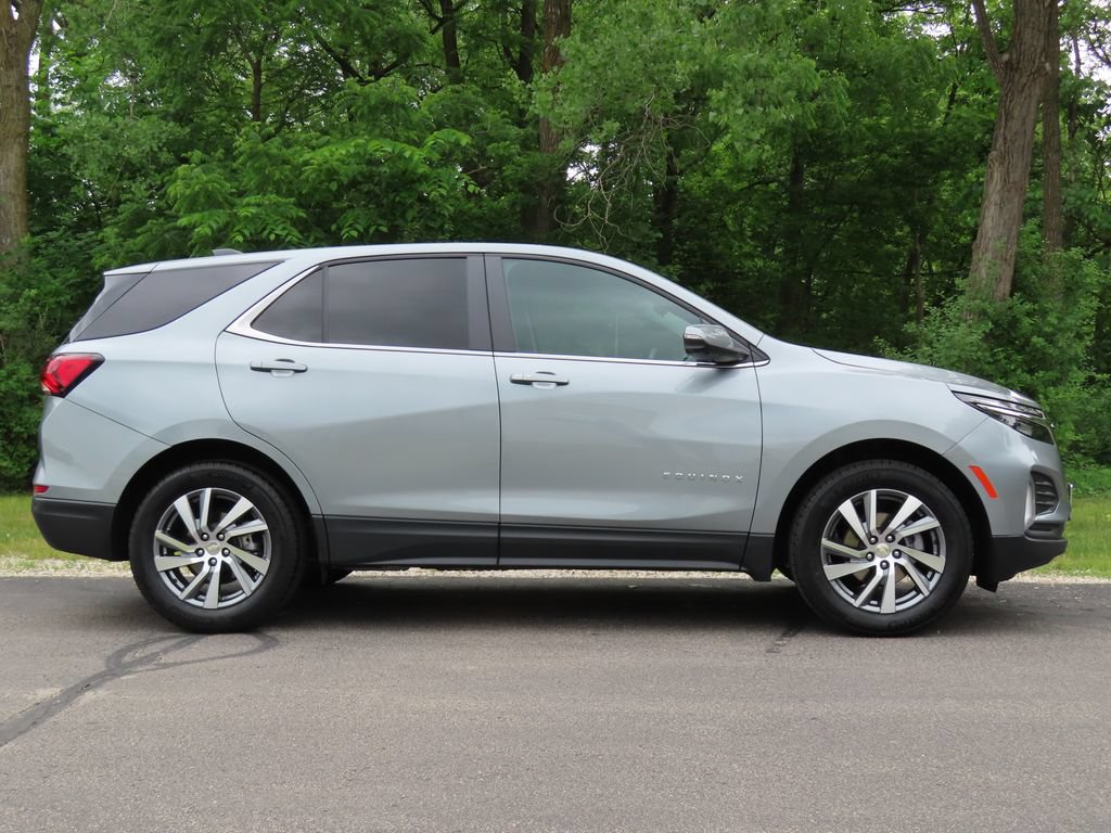 Certified 2024 Chevrolet Equinox LT AWD/4WD image 2