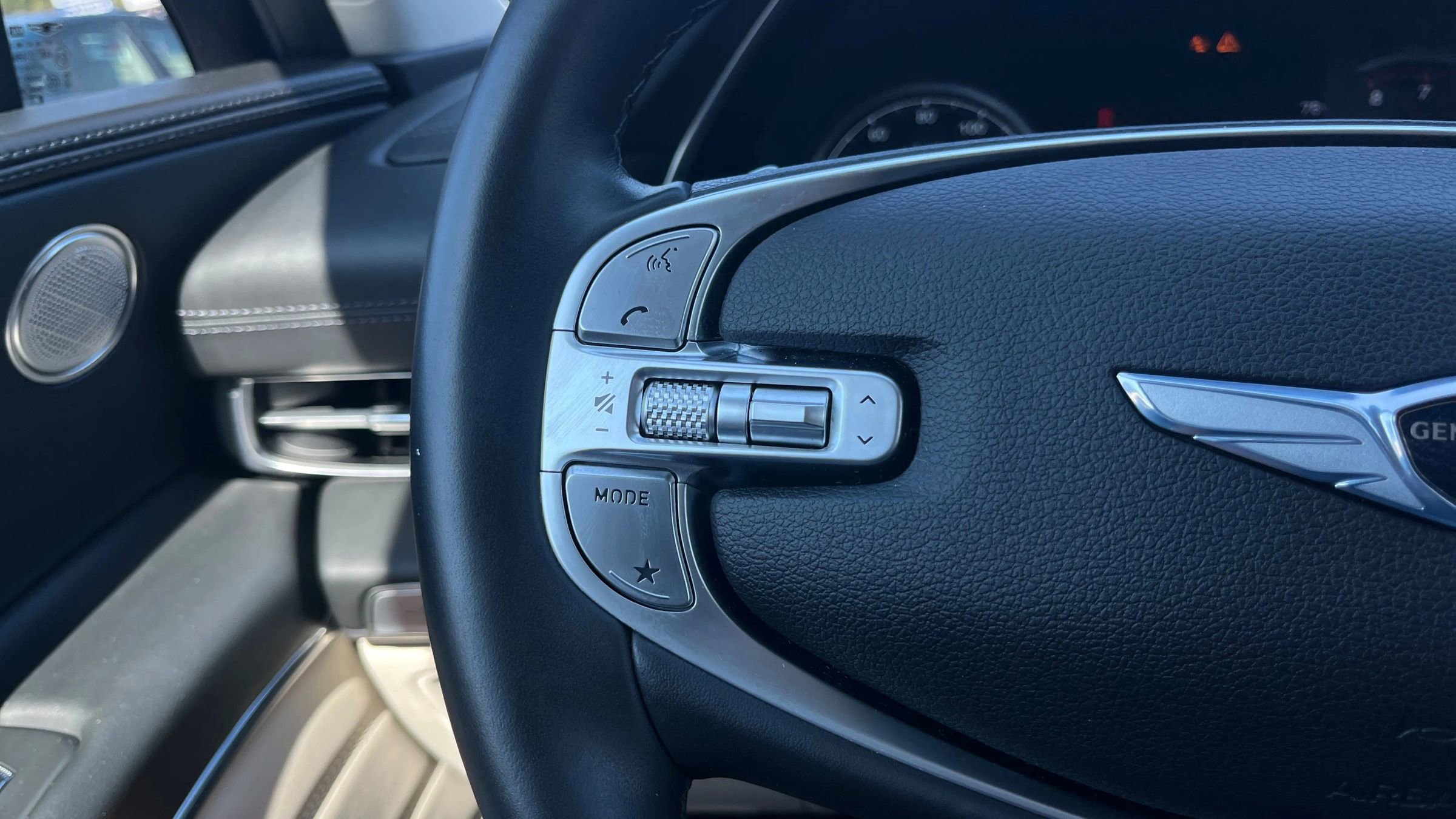 Used 2022 Genesis GV80 3.5T image 27