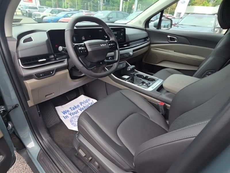 New 2027 Kia Carnival EX FWD image 28