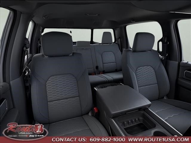New 2026 RAM 1500 4x4 Crew Cab image 17