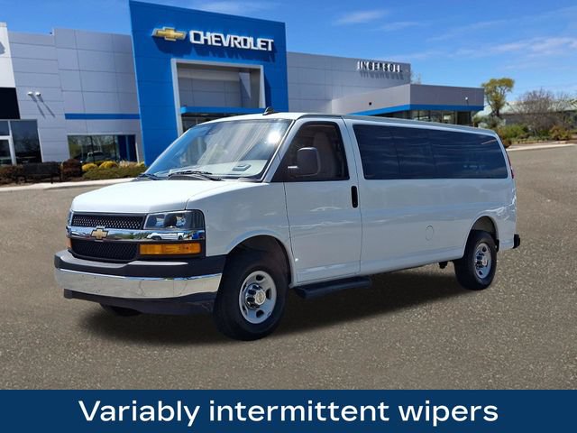 Used 2025 Chevrolet Express 3500 LT w/ LT Preferred Equipment Group RWD image 34