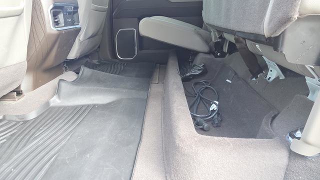 Used 2023 GMC Sierra 1500 SLT image 28