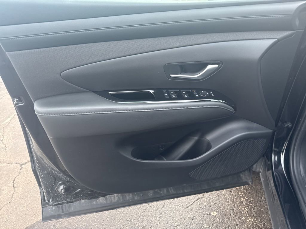 Used 2025 Hyundai Santa Cruz SEL image 16