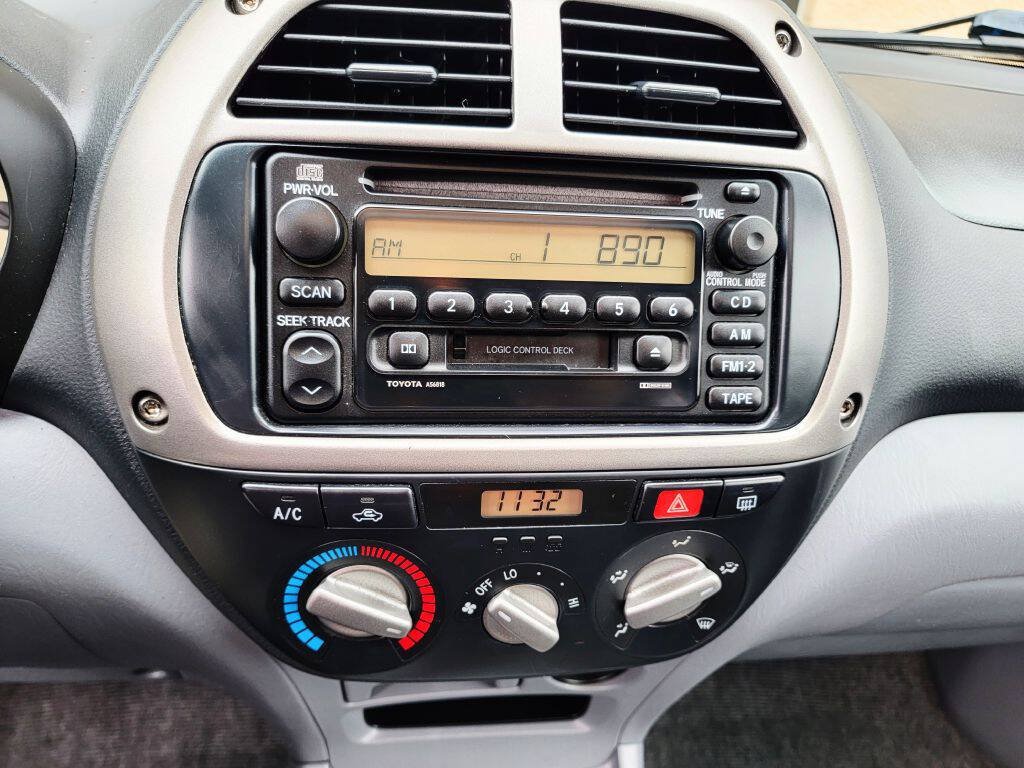 Used 2002 Toyota RAV4 4WD w/ "L" Pkg image 30