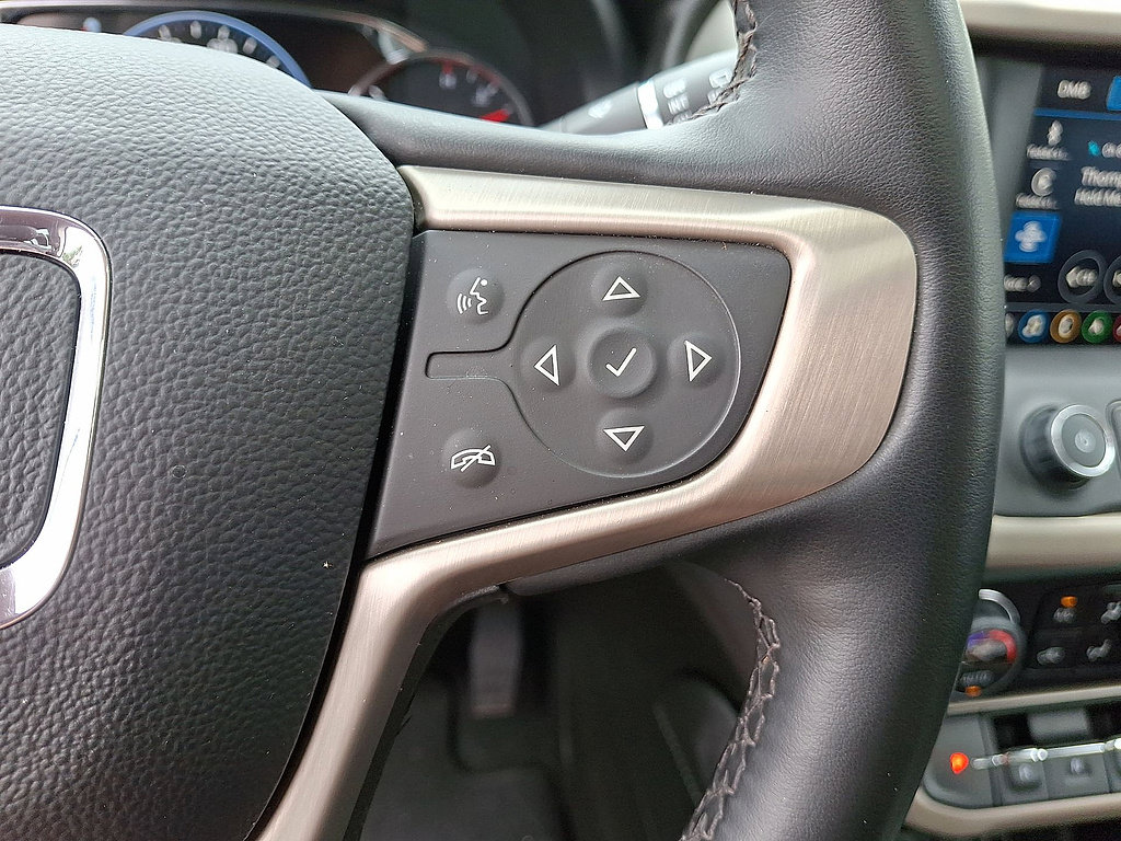 Certified 2023 GMC Acadia Denali w/ Denali Technology Package AWD/4WD image 18