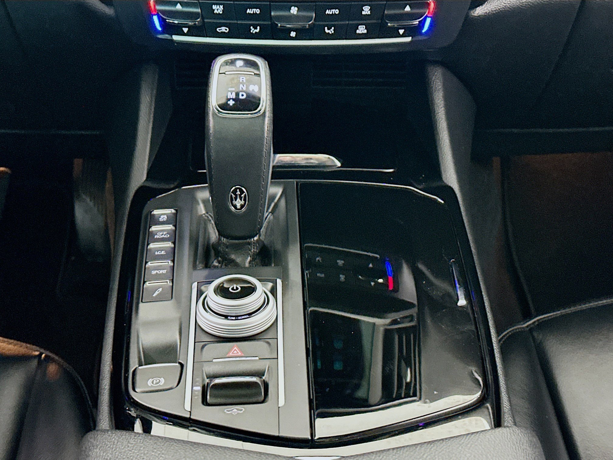 Used 2023 Maserati Levante Modena image 13