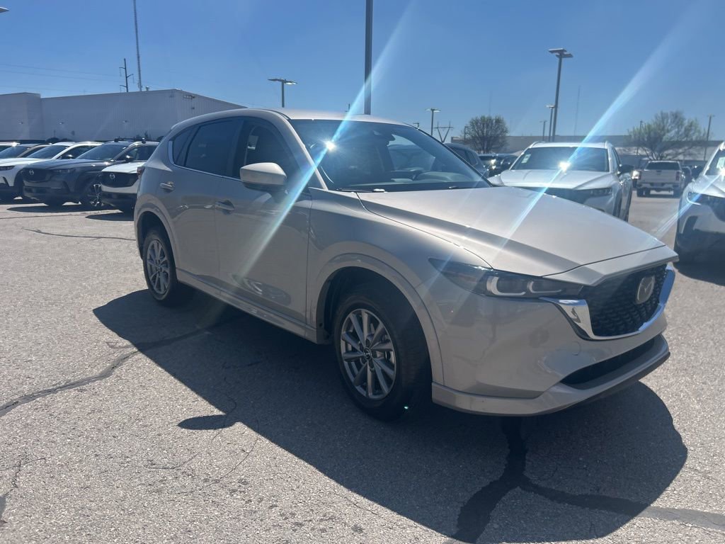 Used 2025 MAZDA CX-5 AWD 2.5 S w/ Preferred Package image 3