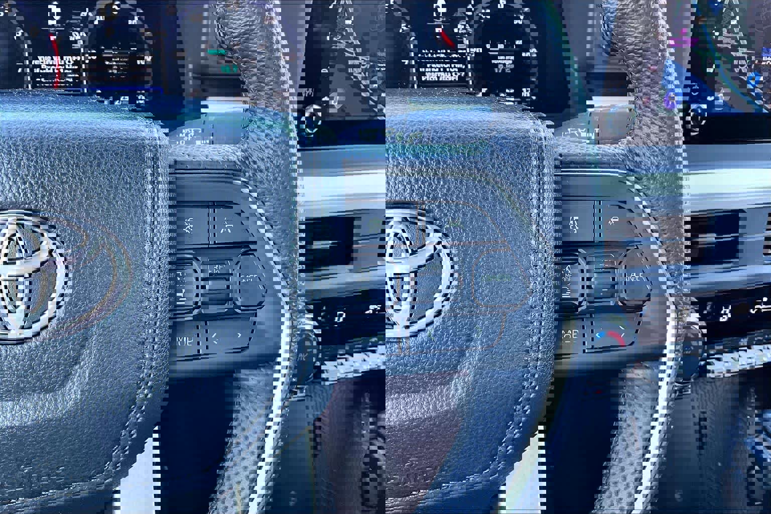 Certified 2024 Toyota Tacoma TRD Off-Road w/ TRD Off Road Upgrade Package image 24