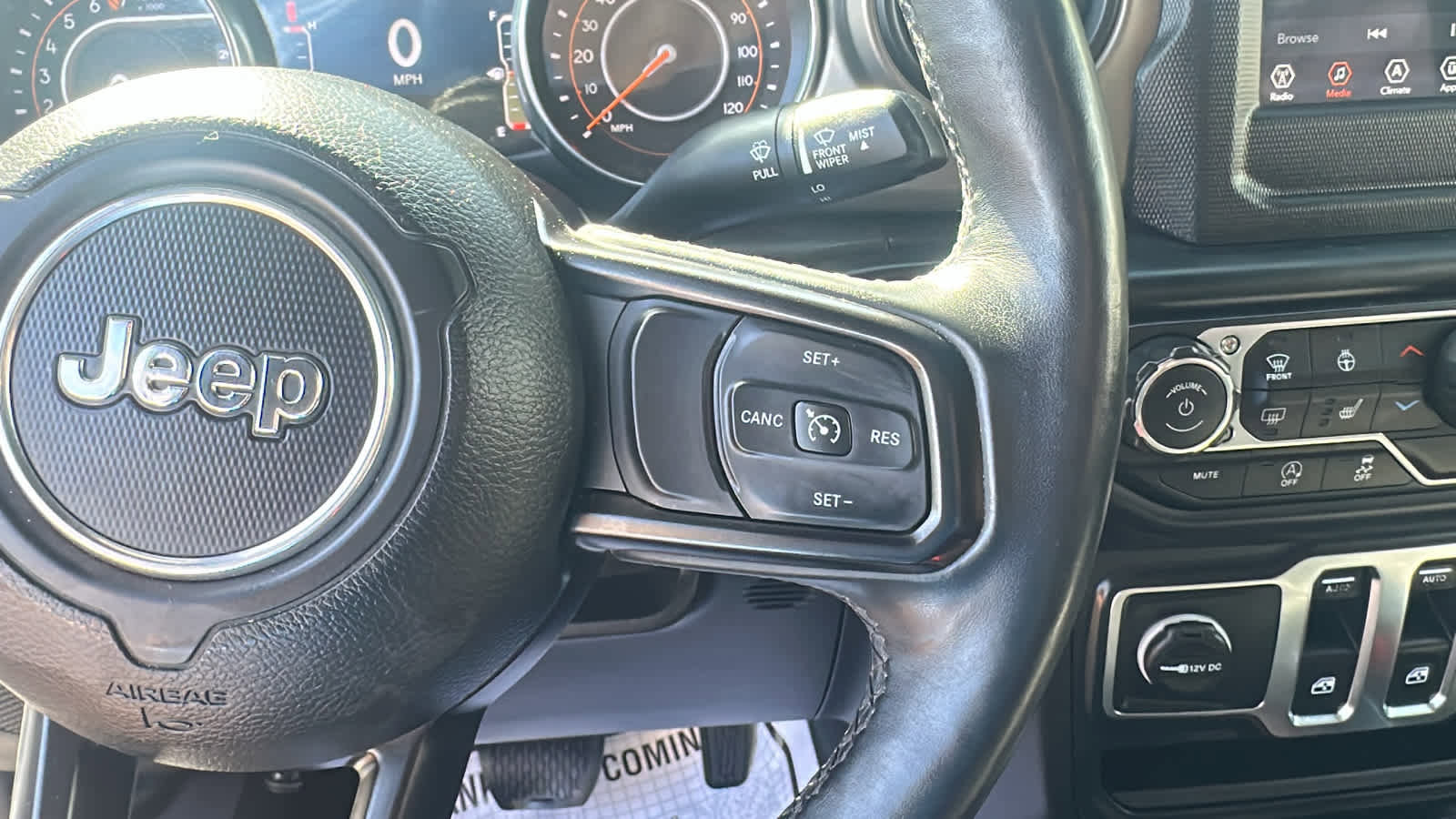 Used 2019 Jeep Wrangler Sport AWD/4WD image 15