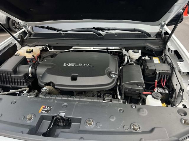 Used 2022 GMC Canyon AT4 w/ Trailering Package image 9