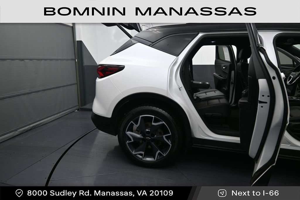 Used 2022 Chevrolet Blazer RS w/ Enhanced Convenience Package AWD/4WD image 10