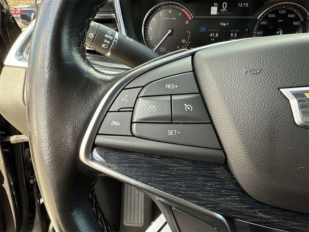 Used 2023 Cadillac XT5 Premium Luxury image 16