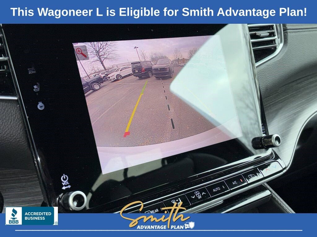 Used 2024 Jeep Wagoneer L Series II RWD image 17