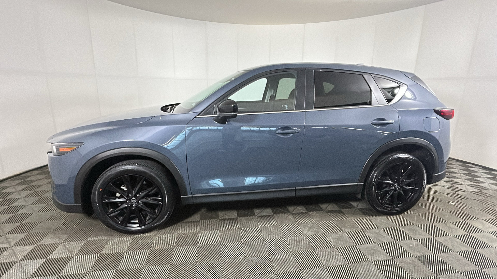 Used 2025 MAZDA CX-5 Carbon Edition AWD/4WD image 6