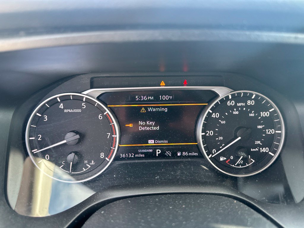 Used 2025 Nissan Rogue SV FWD image 17