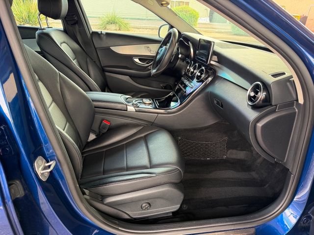 Used 2018 Mercedes-Benz C 300 Sedan w/ Premium Package image 35