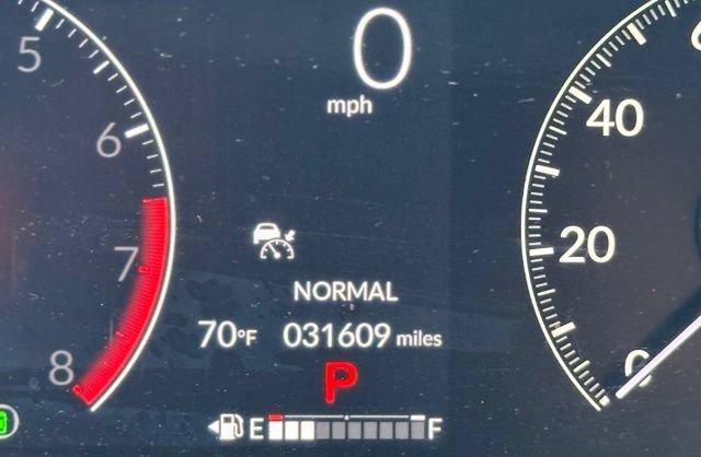 Used 2025 Honda Pilot Touring image 16