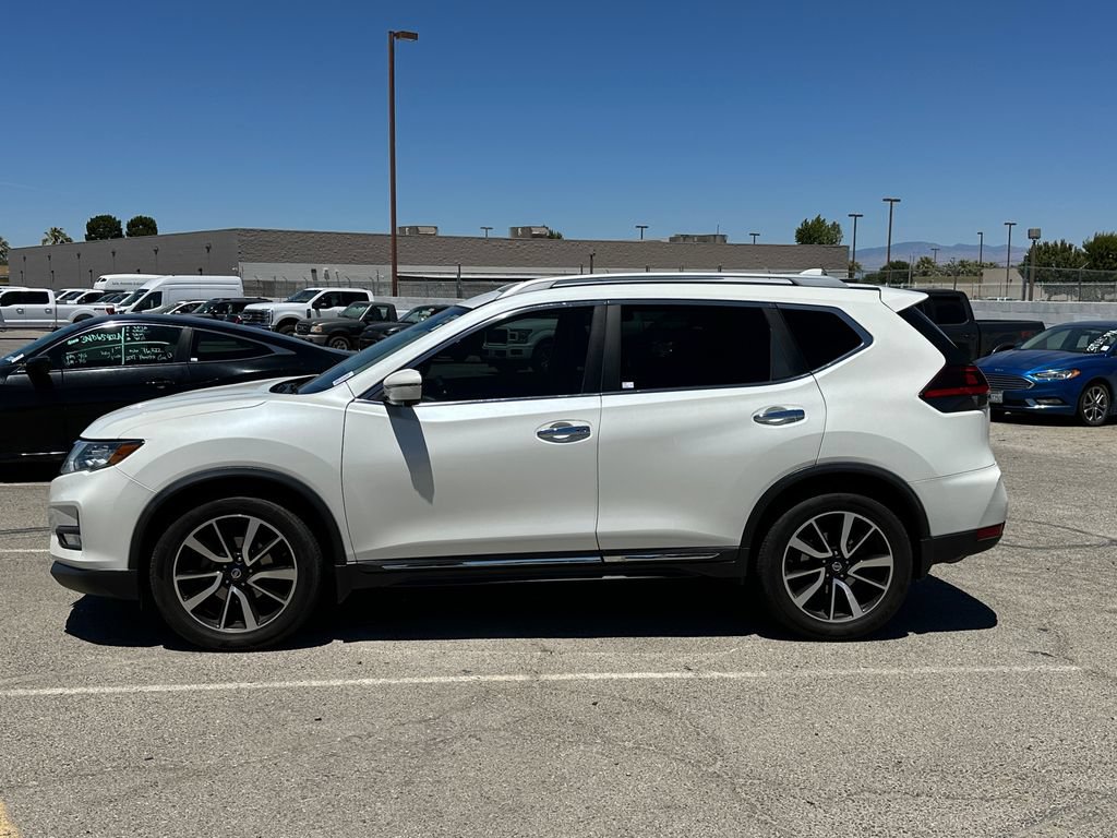 Used 2019 Nissan Rogue SL w/ Premium Package FWD image 3