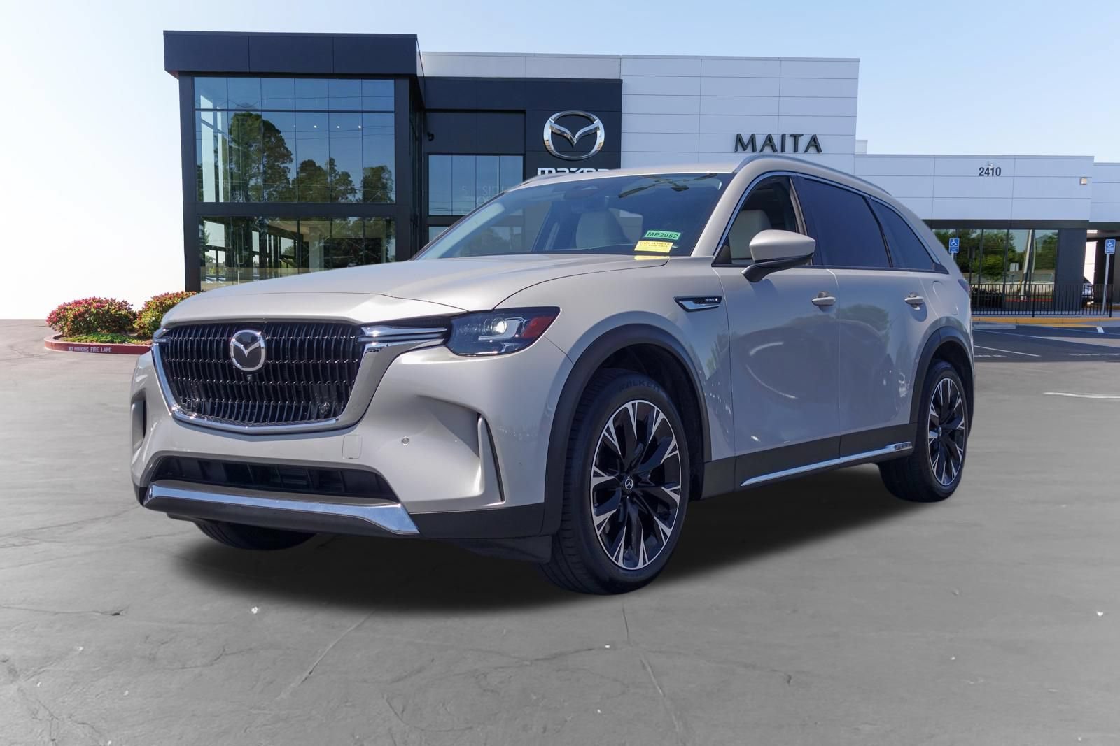 Certified 2024 MAZDA CX-90 Plug-In Hybrid w/ Premium Plus AWD/4WD image 9
