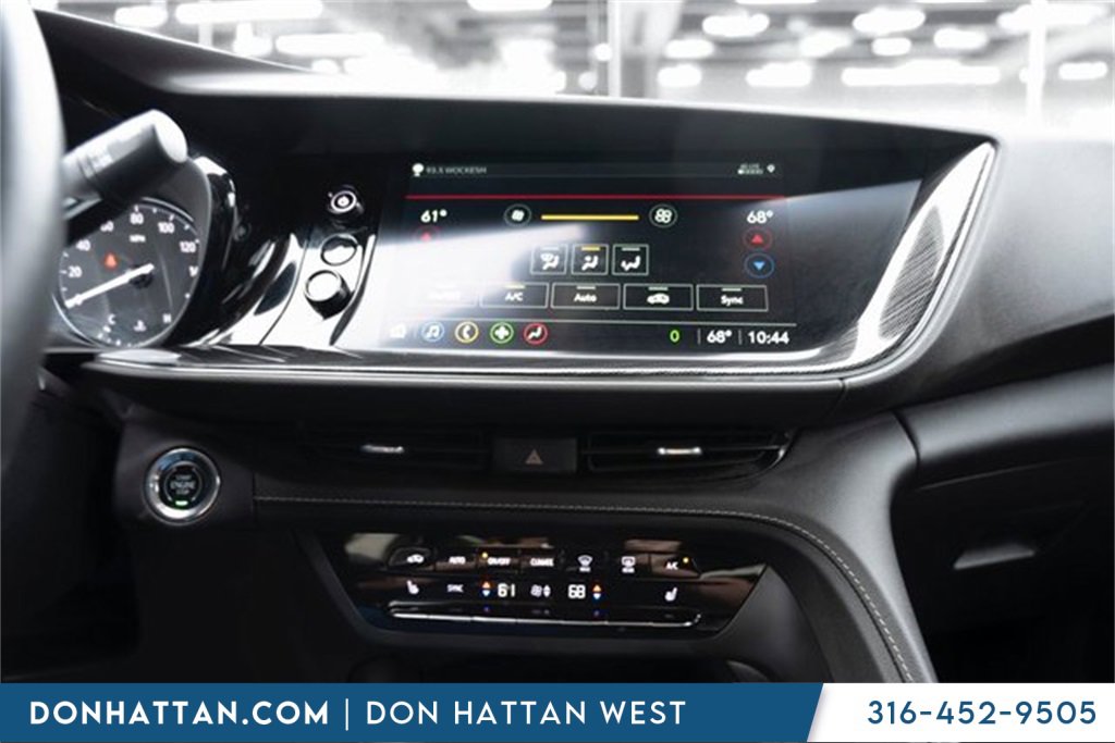 Used 2023 Buick Envision Essence image 7