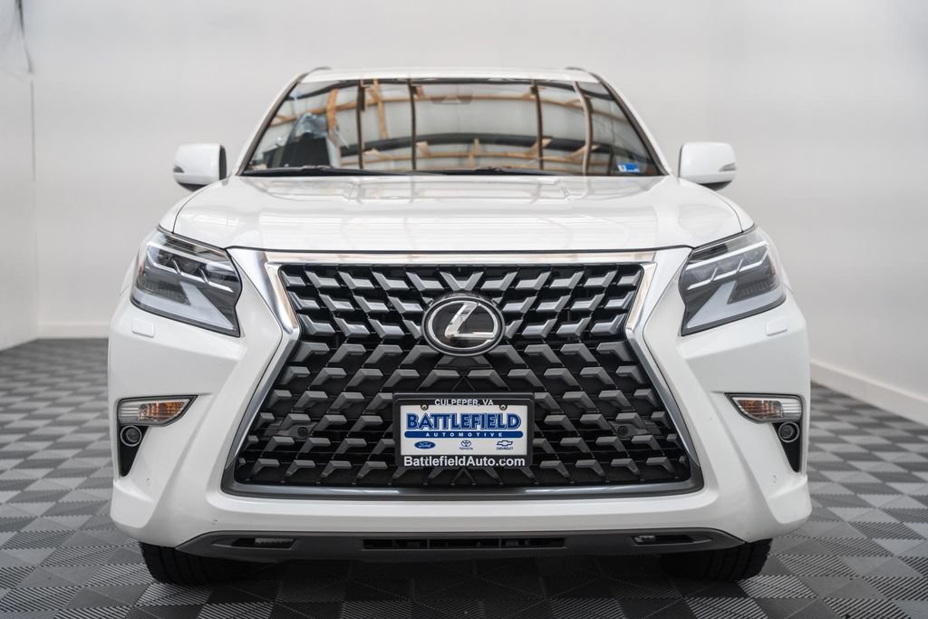 Used 2022 Lexus GX 460 Premium w/ Premium Plus Package AWD/4WD image 2