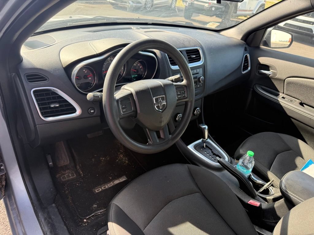 Used 2013 Dodge Avenger SE FWD image 15