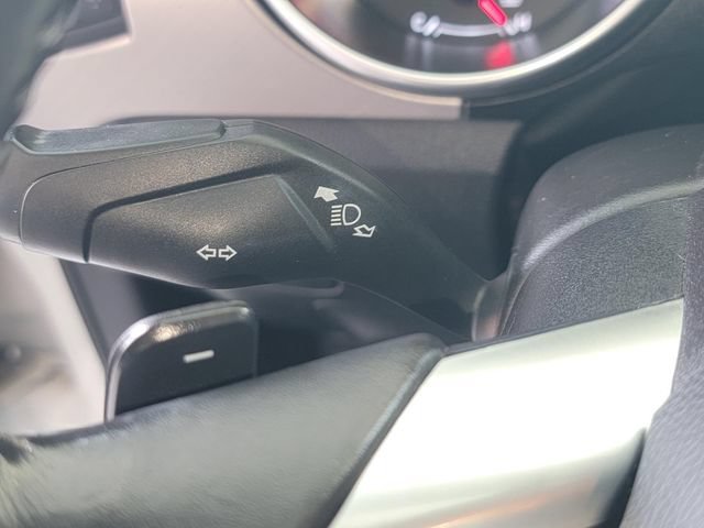 Used 2019 Ford Mustang Premium RWD image 16