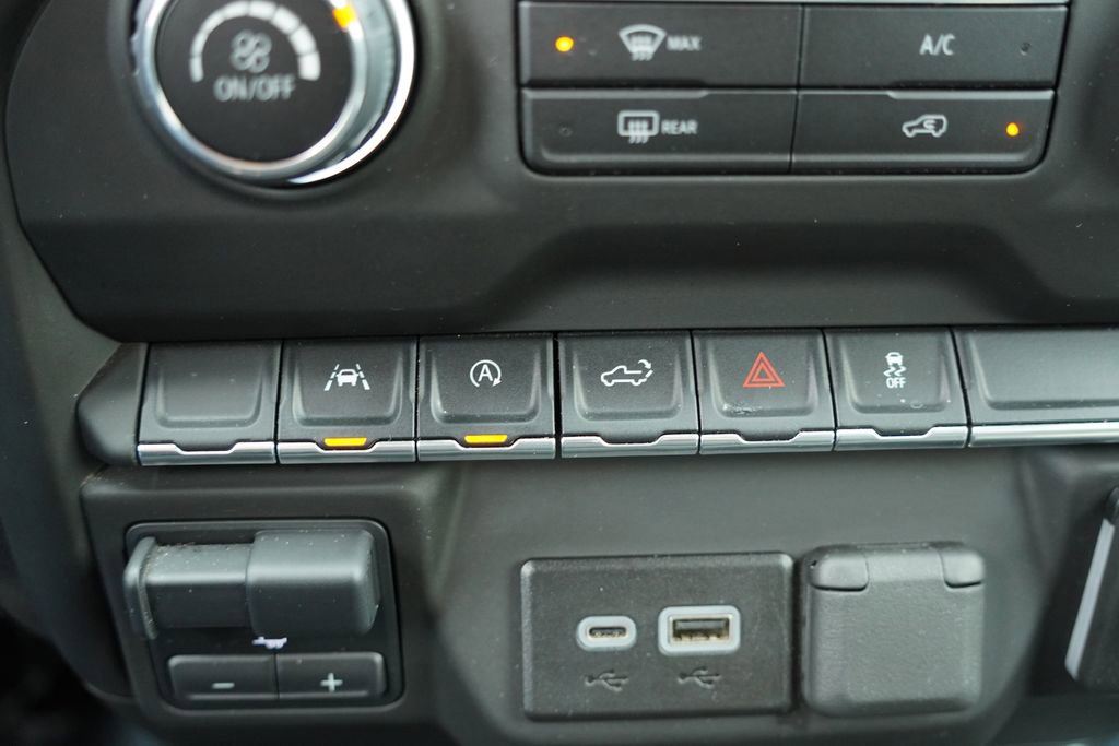 Certified 2024 Chevrolet Silverado 1500 Custom image 25